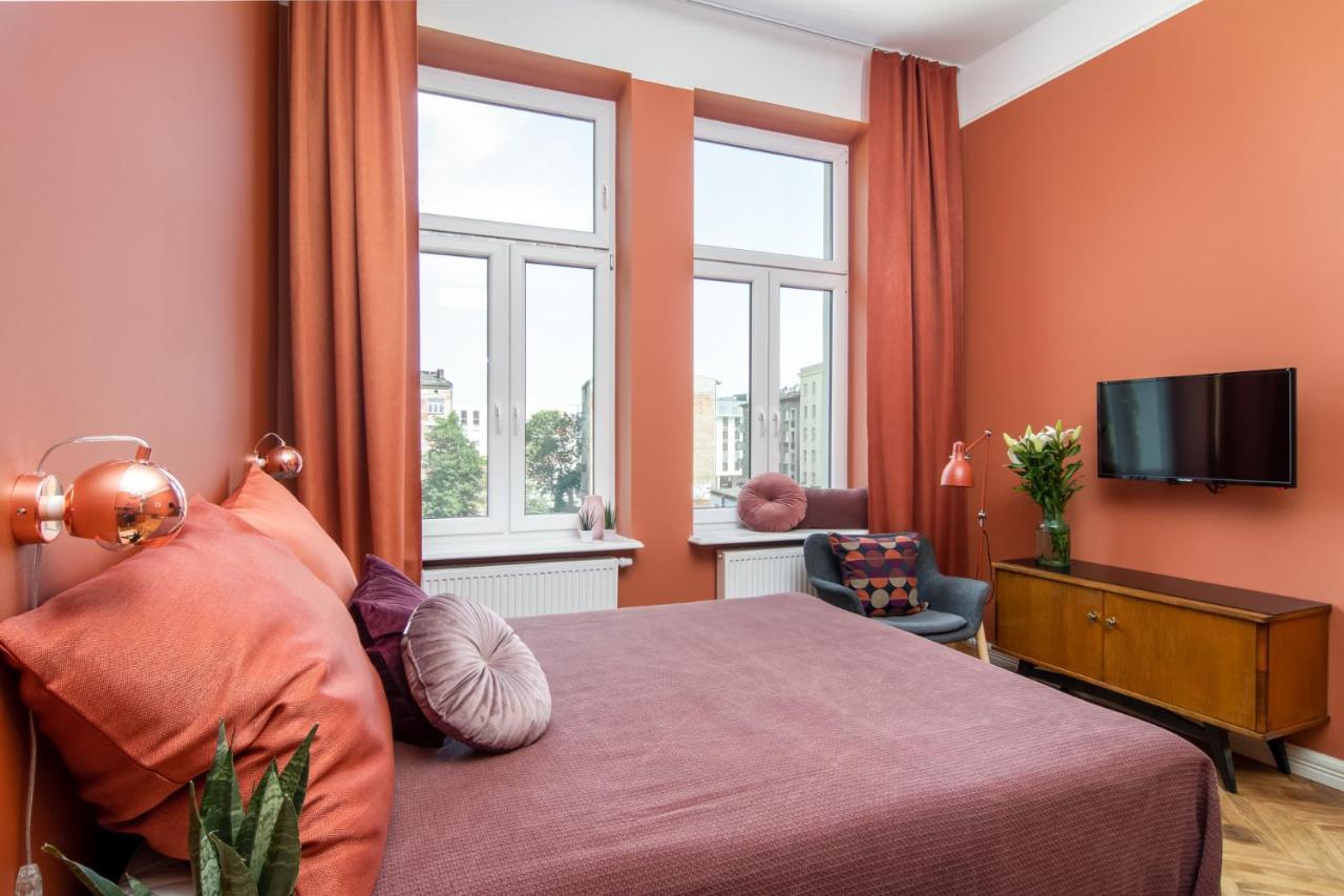 Barbacan Suites - Old Town Apartments - By Upstairs Cracóvia Exterior foto